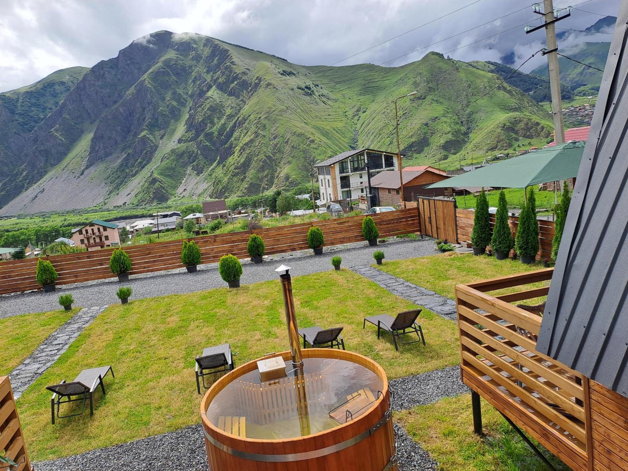 Kazbegi Spa Resort Cottages Kültér fotó