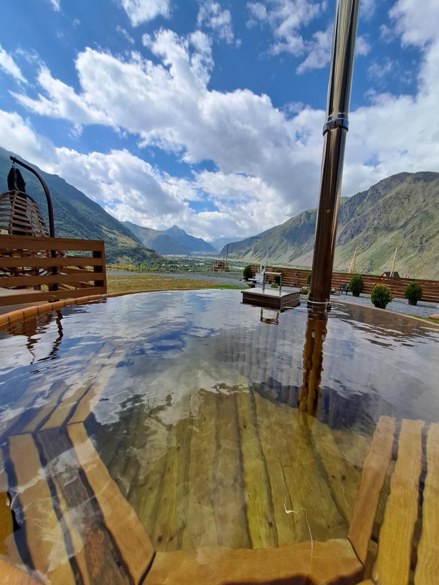 Kazbegi Spa Resort Cottages Kültér fotó