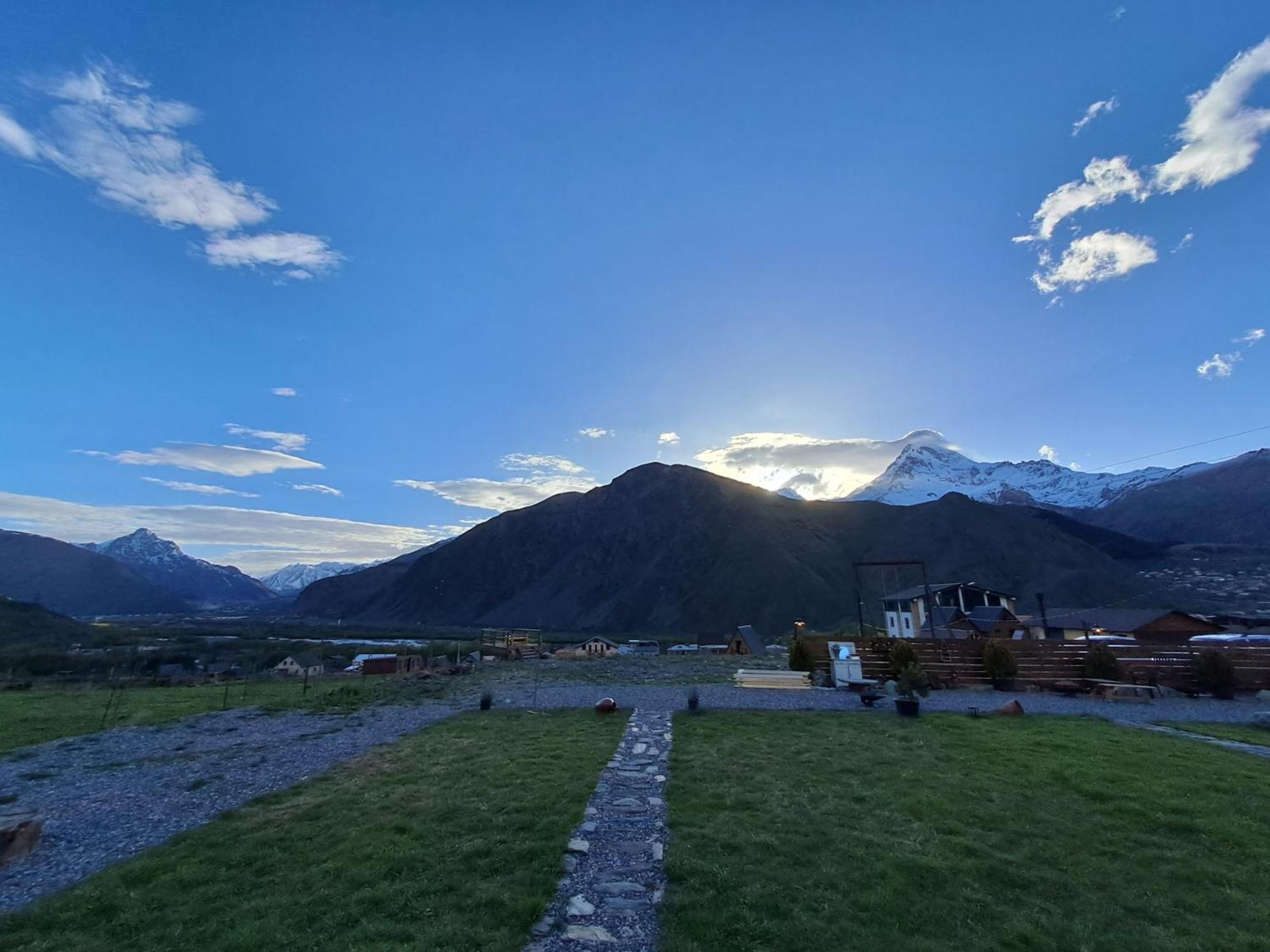 Kazbegi Spa Resort Cottages Kültér fotó