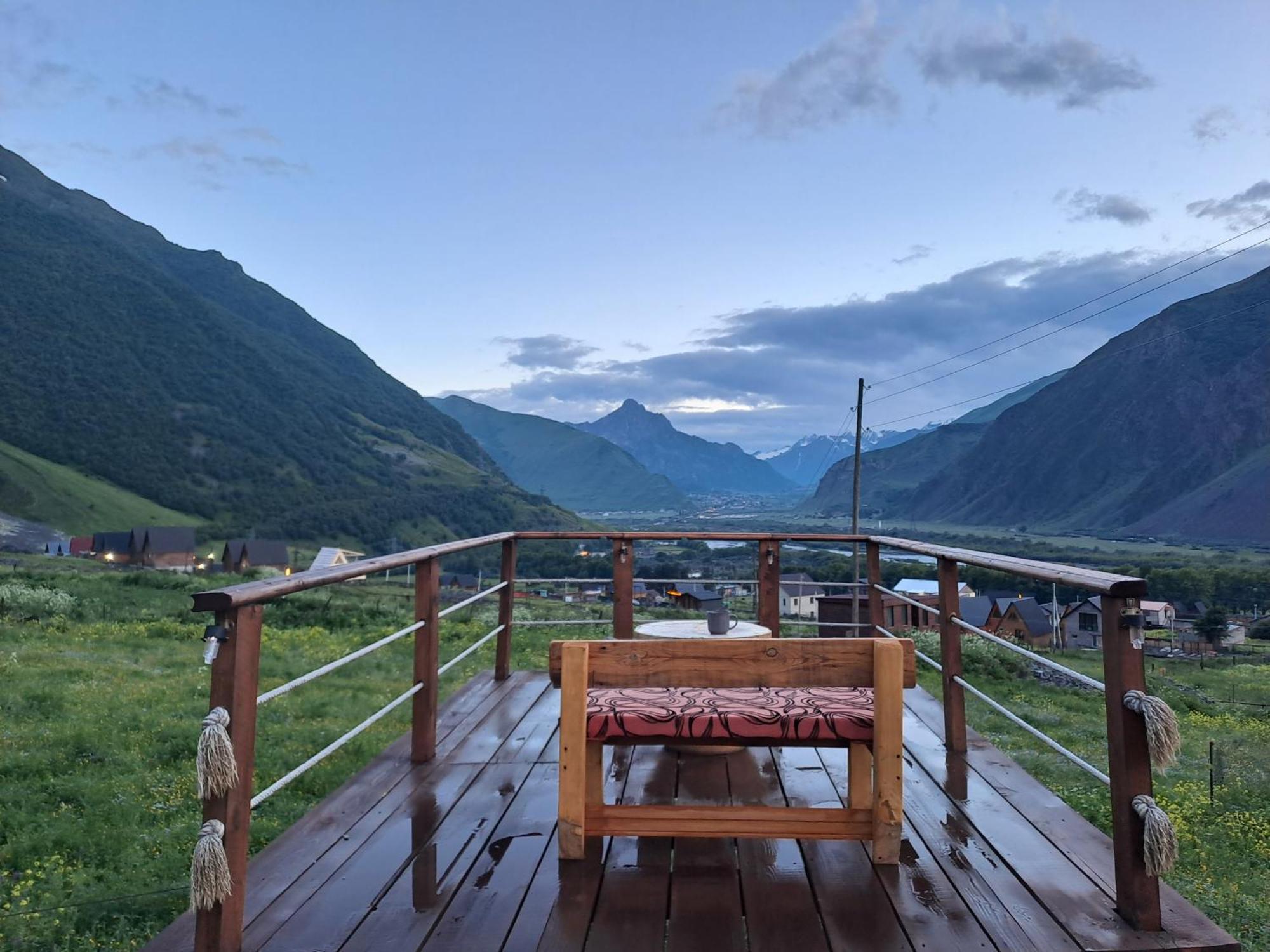 Kazbegi Spa Resort Cottages Kültér fotó